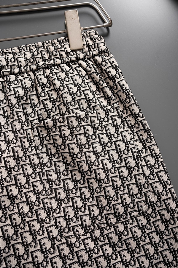 ブランドハーフパンツ角部分ディテール